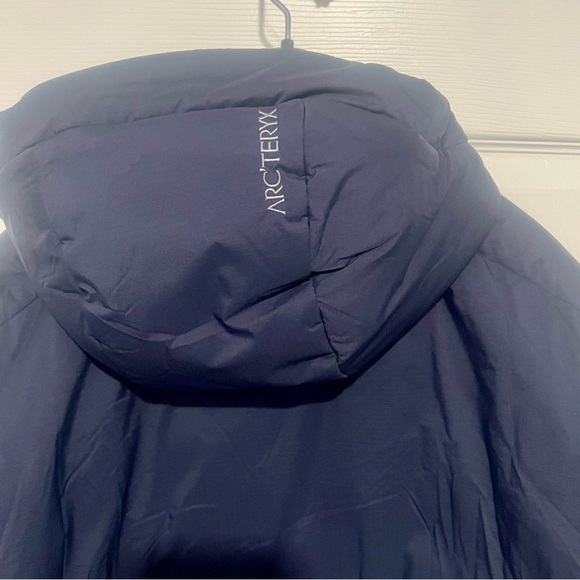 Arc’teryx ATOM HEAVYWEIGHT HOODY M Black Sapphire - Picture 3 of 13